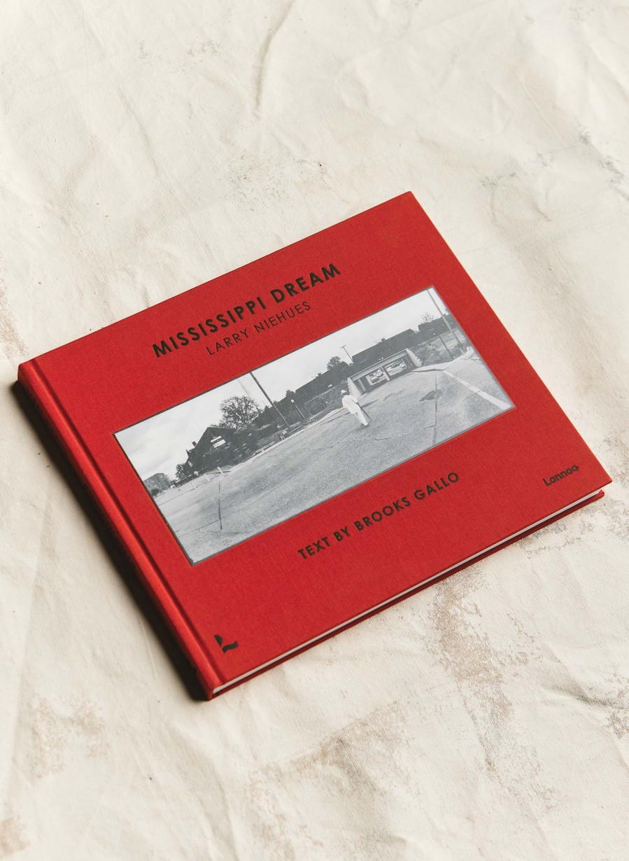 3rd party-larry niehues Mississippi Dream Hardcover Home Goods